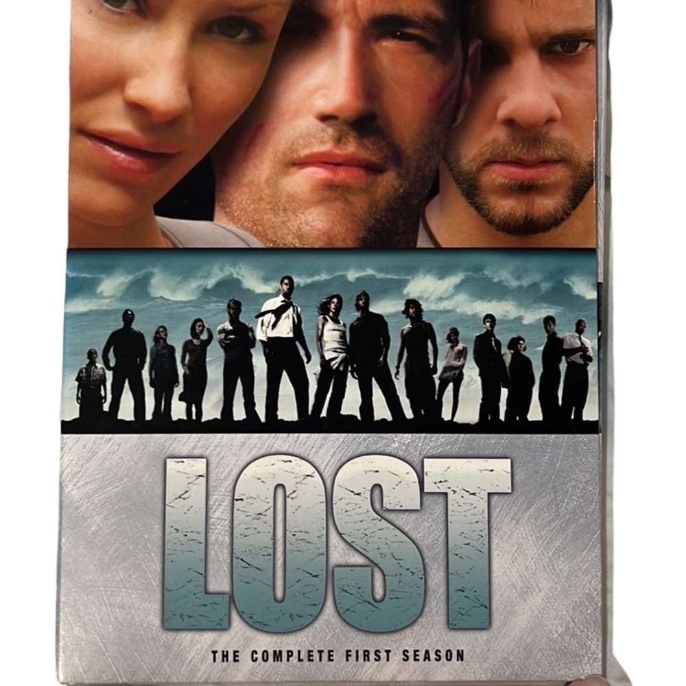 THE COMPLETE FIRST SEASON of LOST DVD